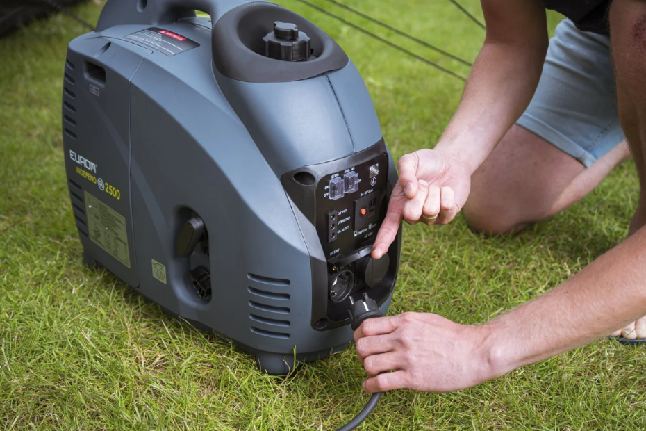 EUROM Independent 2500 3.5 kW Gasoline Generator