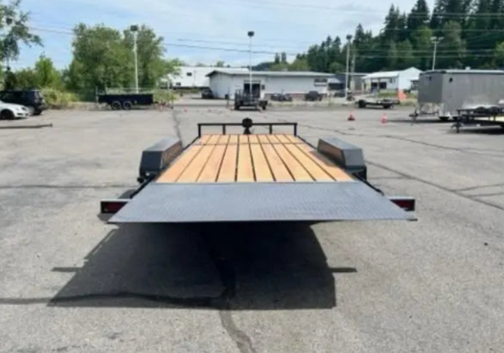 Interstate 7 X 22 Hydraulic Tilt 14K Trailer