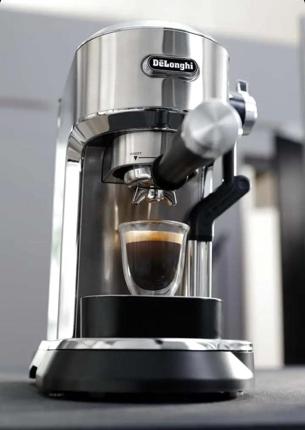 De'Longhi Dedica Maestro Plus EC950.M Semi-Automatic Espresso Machine